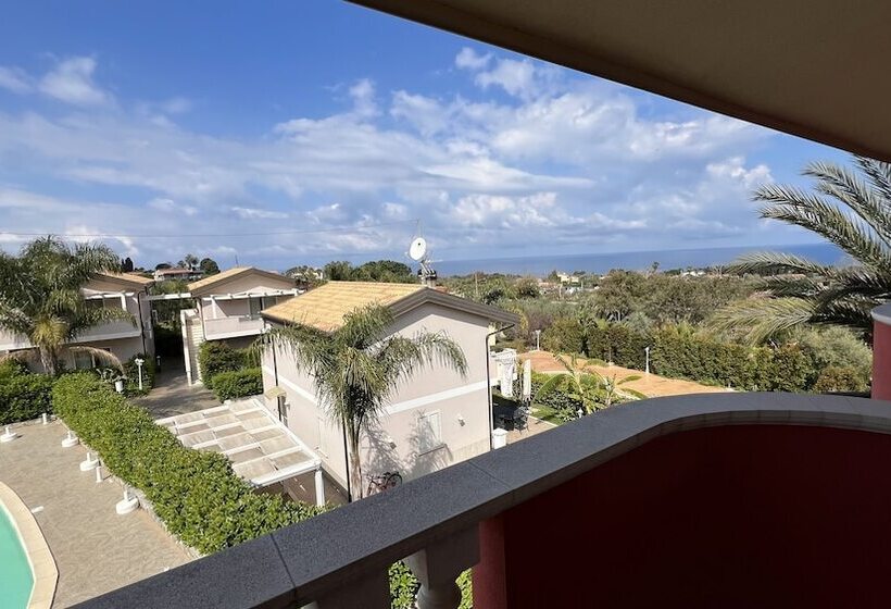 هتل Borgo Di Santa Barbara