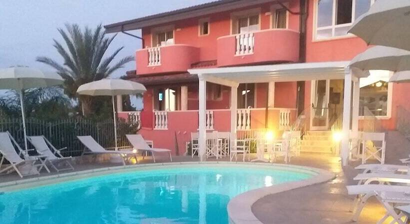 هتل Borgo Di Santa Barbara