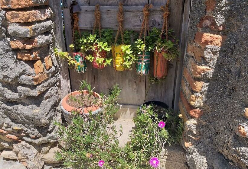هتل Borgo Di Santa Barbara