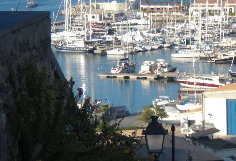 هتل Borgo Di Santa Barbara