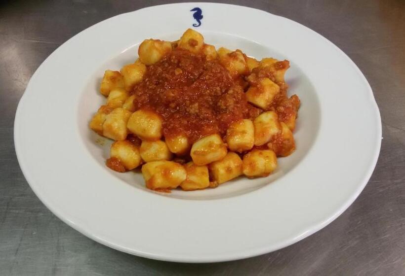 هتل Cavalluccio Marino