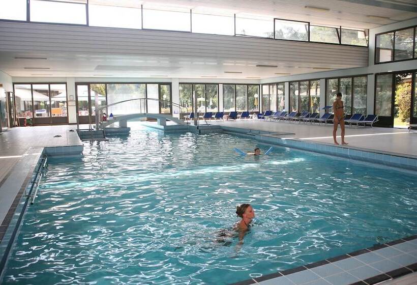 هتل Commodore Terme