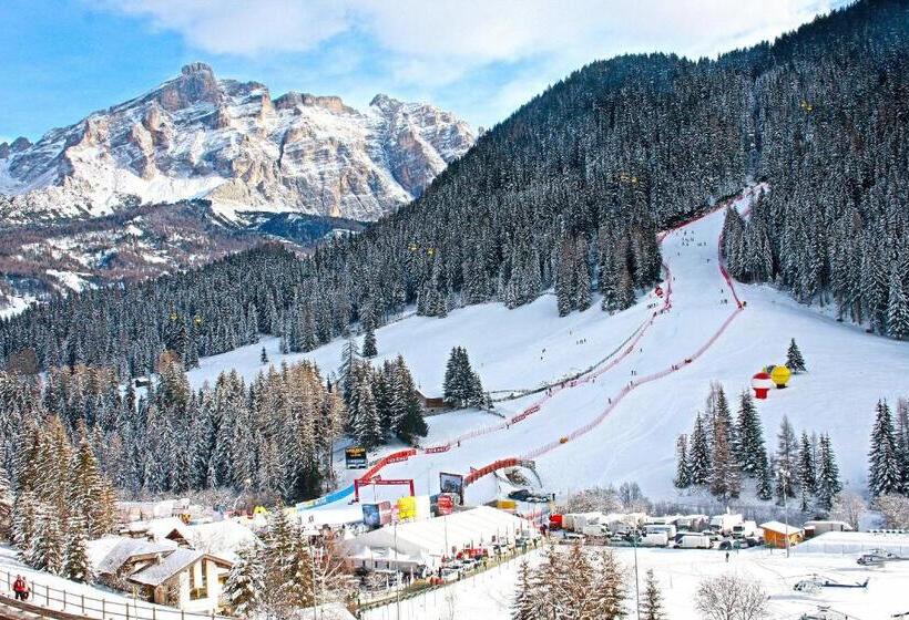 هتل Dolomiti