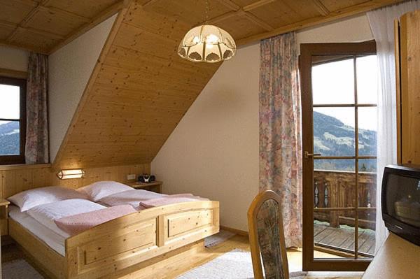 Отель Ferienwohnung Am Oberrainerhof