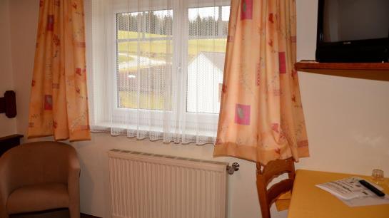 住宿加早餐  Gasthof Pension Kirchenwirt