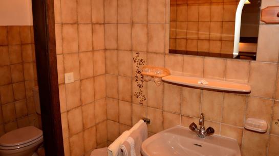 住宿加早餐  Gasthof Pension Kirchenwirt