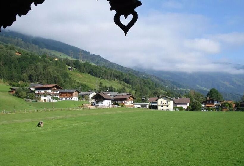 هتل Zittrauerhof   Urlaub Am Bauernhof Gastein