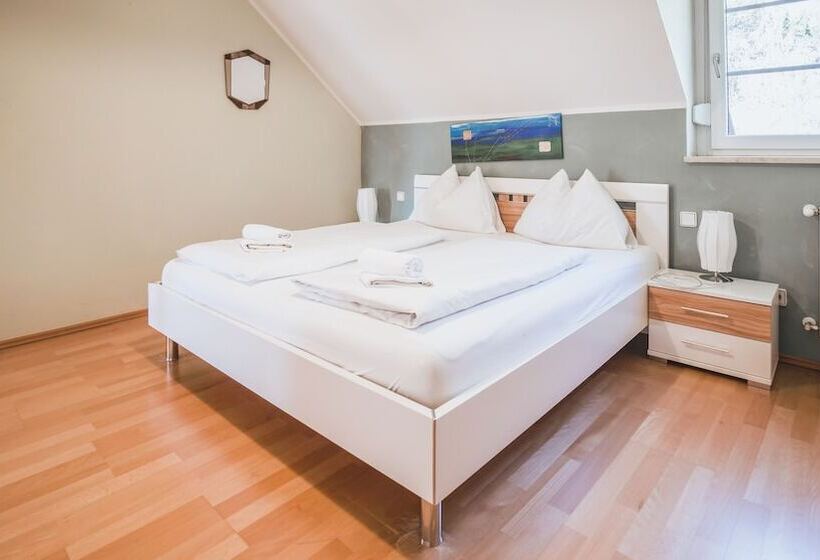 هتل Kärntnerhof Velden By S4y