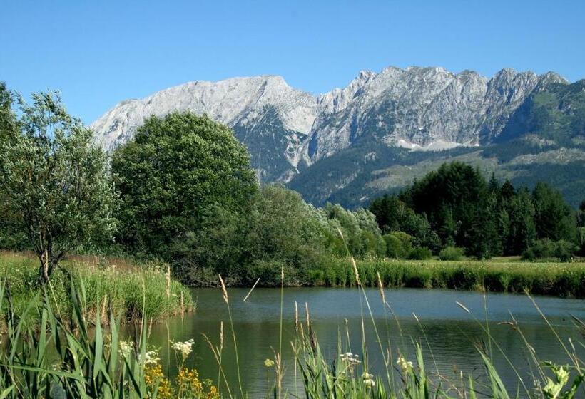 هتل Schönis Land