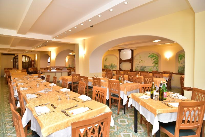 هتل Terme Oriente   Beach & Spa