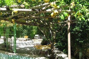 Villa Ciccio