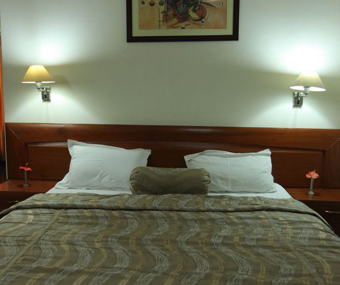 Hotel Aapno Ghar Resort