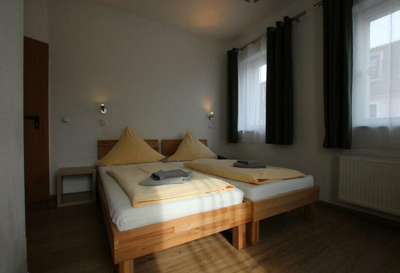 בית מלון כפרי A.b.