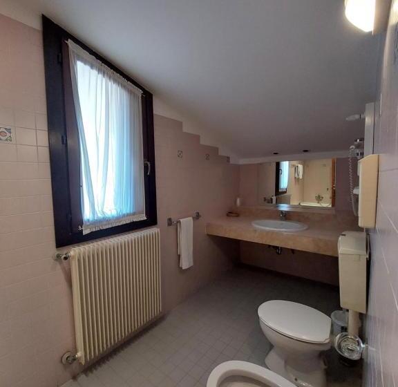בית מלון כפרי Albergo Alla Pineta