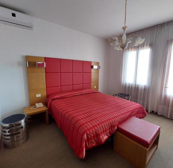 בית מלון כפרי Albergo Alla Pineta
