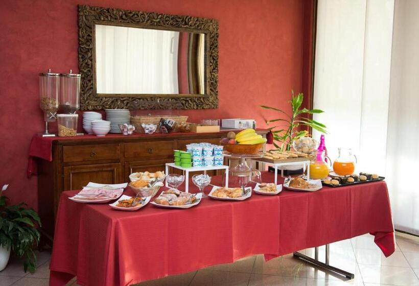 فندق Albergo Grappolo D'oro