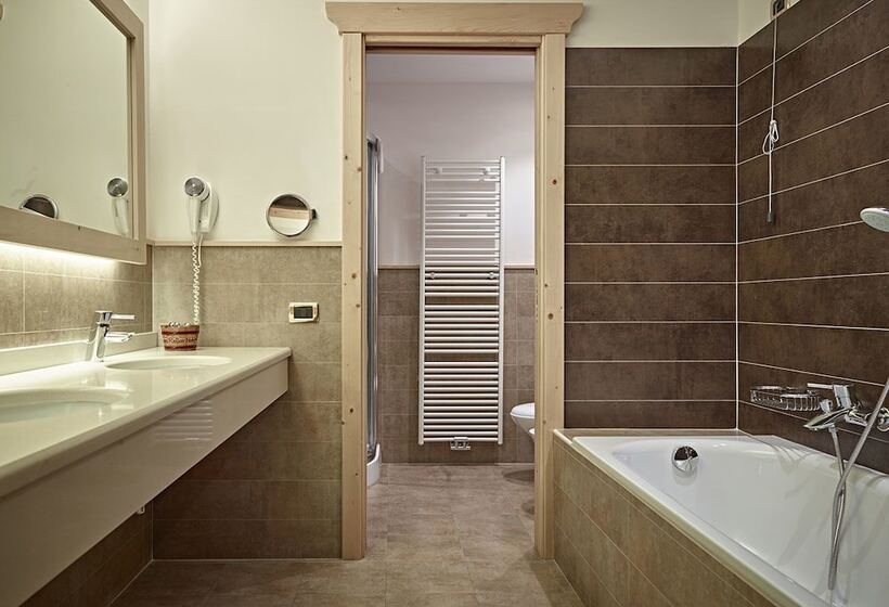 Cerana Relax Hotel 4 Superior