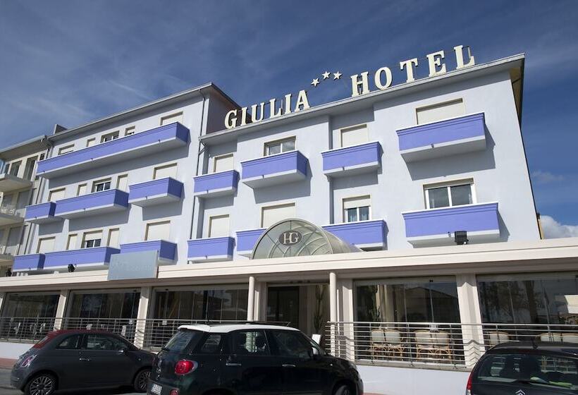 هتل Giulia