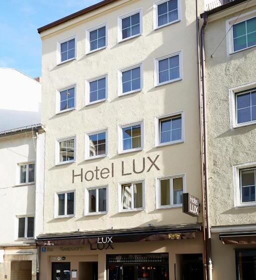 هتل Lux