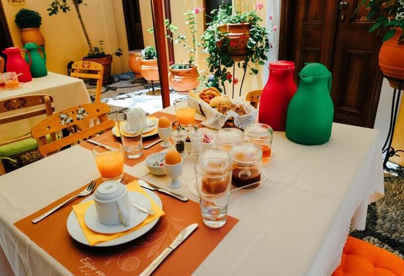 هتل Rodos Niohori Elite Suites Boutique