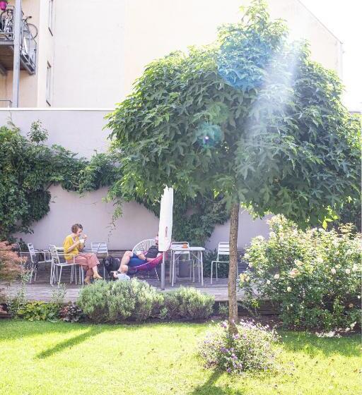 בית מלון כפרי Stadthaus