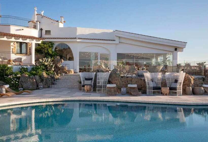 בית מלון כפרי Sulia House Porto Rotondo, Curio Collection By Hilton