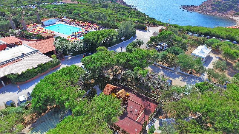 هتل Torre Del Porticciolo Camping  Village  Gampling