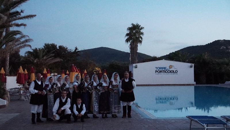 هتل Torre Del Porticciolo Camping  Village  Gampling