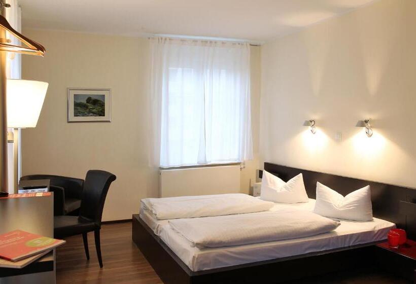 Отель Von Korff´s Rest & Relax