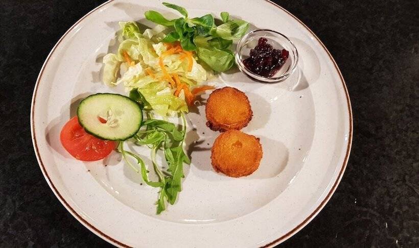 膳宿费 Adler Gaststube Hotel Biergarten
