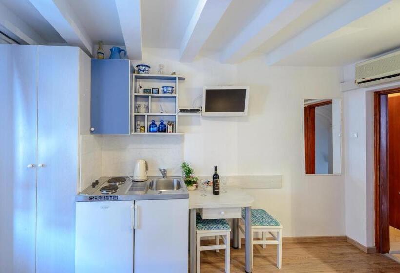 پانسیون Studio Stradun