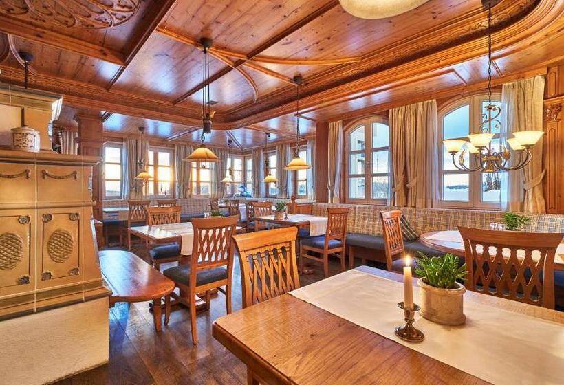 ホテル Angerhof Sport  U. Wellness