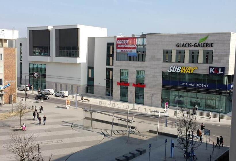 City Hotel Garni