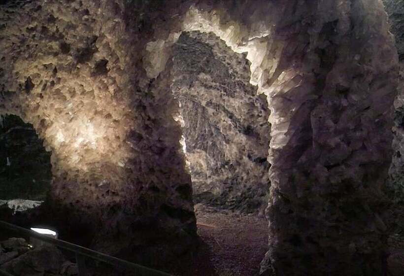 هتل Garni Am Thüringer Kloßtheater