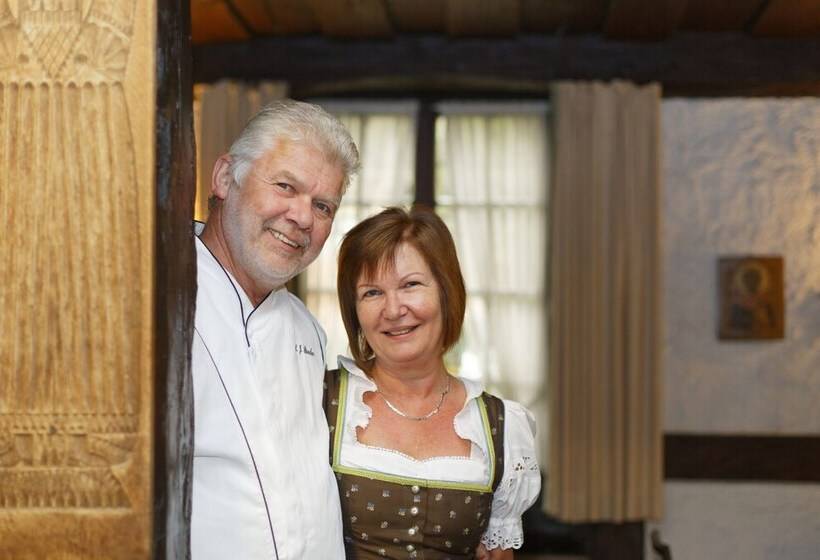 Отель Hirschen