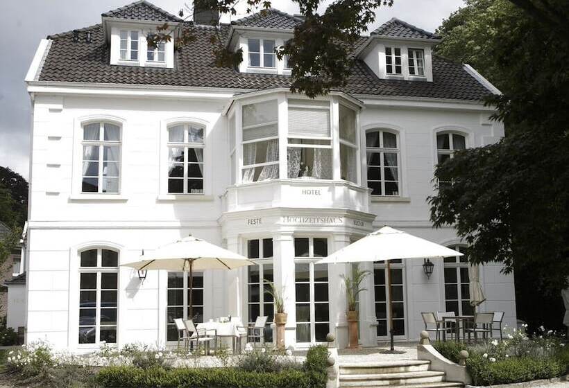 هتل Hochzeitshaus