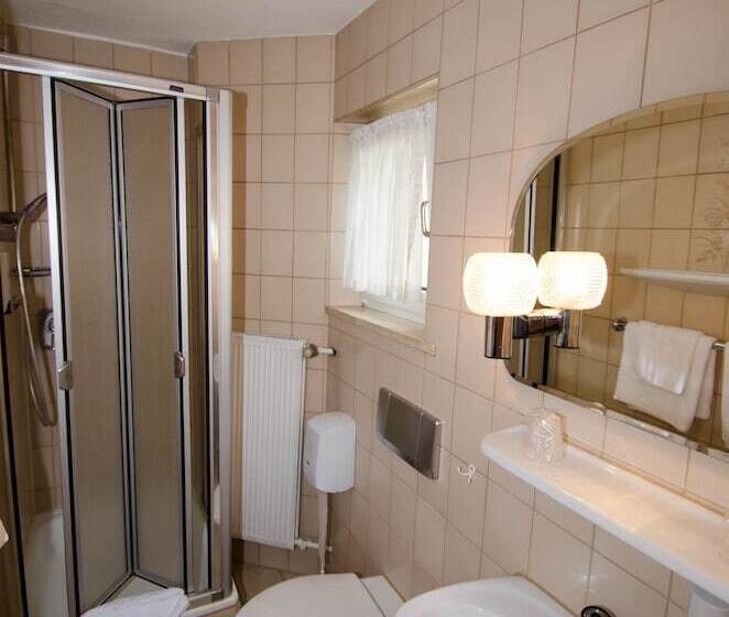 בית מלון כפרי König Humbert