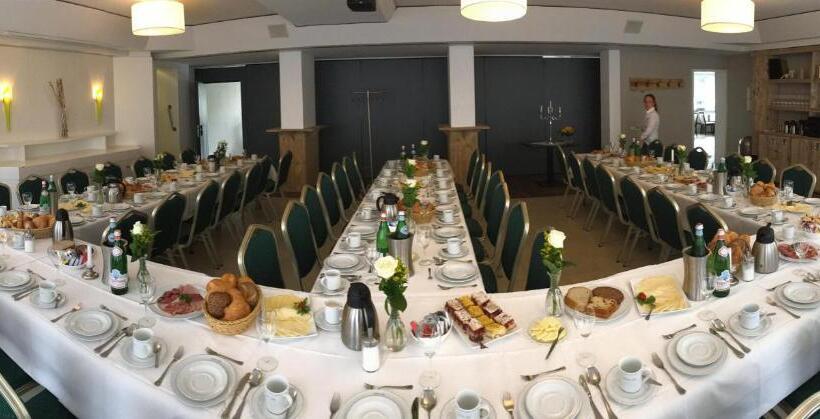 هتل Restaurant Osterather Hof