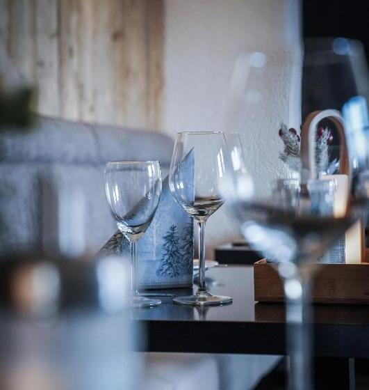 هتل Restaurant Osterather Hof