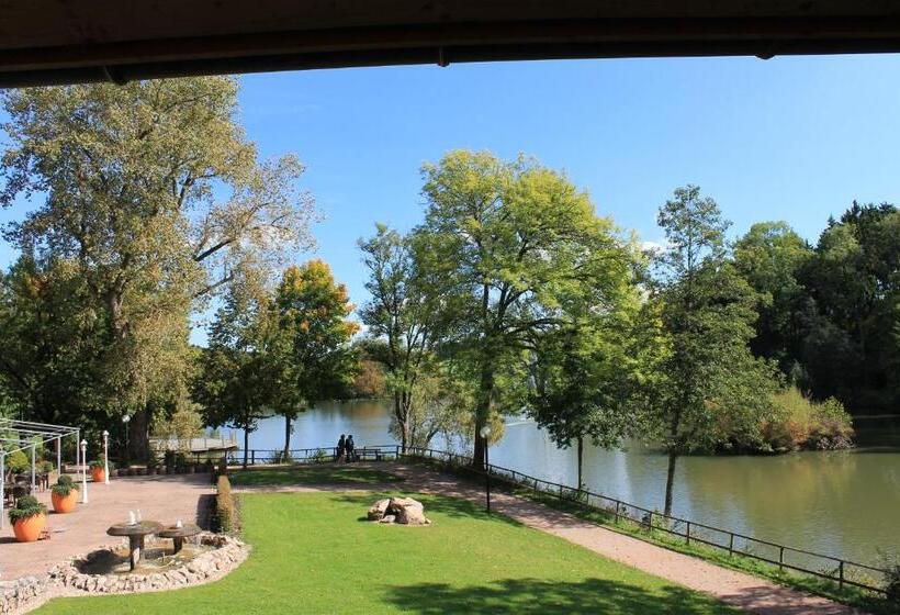 فندق Salinensee