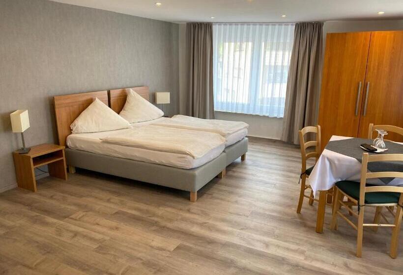 پانسیون Gästehaus Gisela