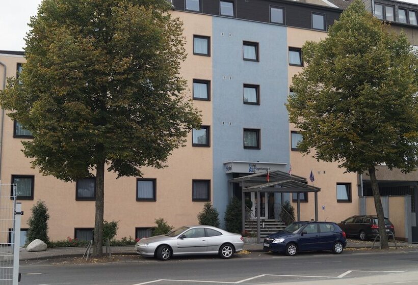 هتل Am Vogelsanger Weg