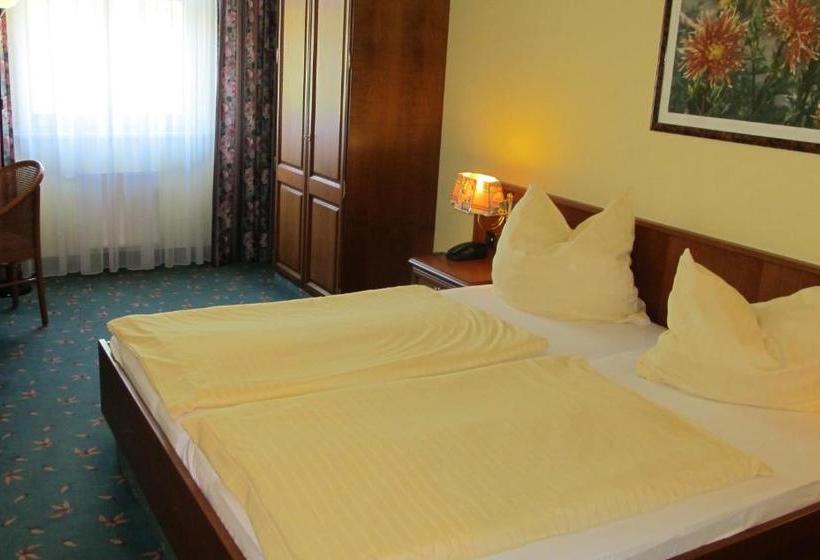 فندق Brandiser Park