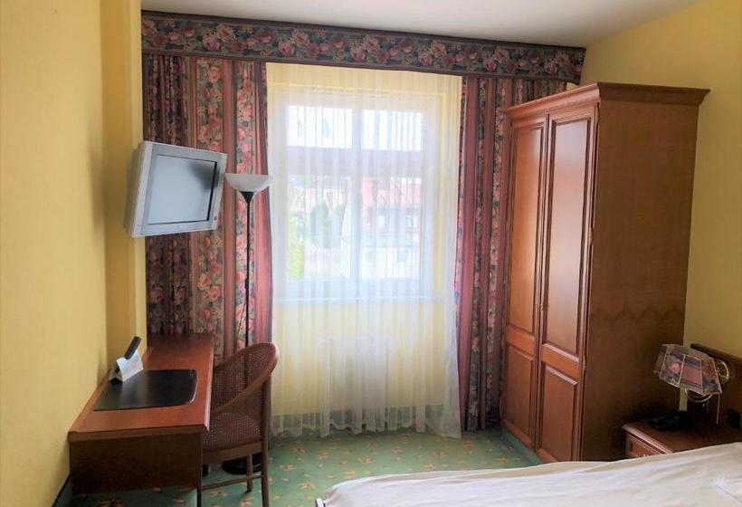 فندق Brandiser Park