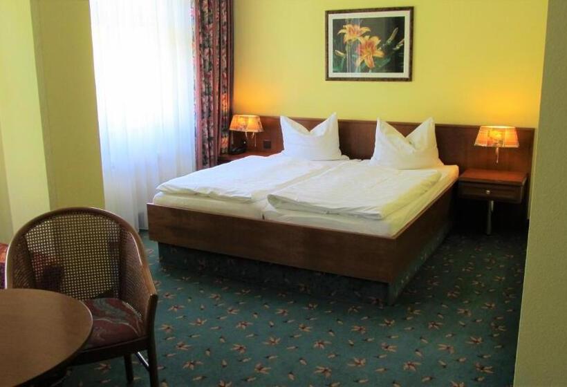 فندق Brandiser Park