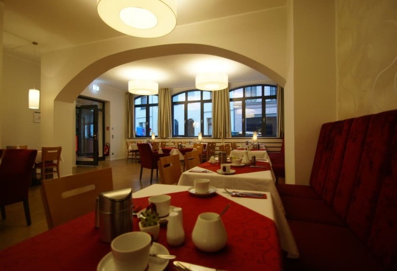 ホテル Deutsches Haus