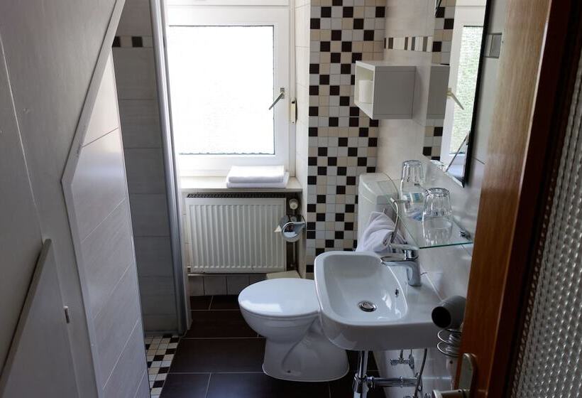 هتل Haus Sonnschein