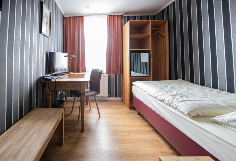 هتل Kurfürstenhof