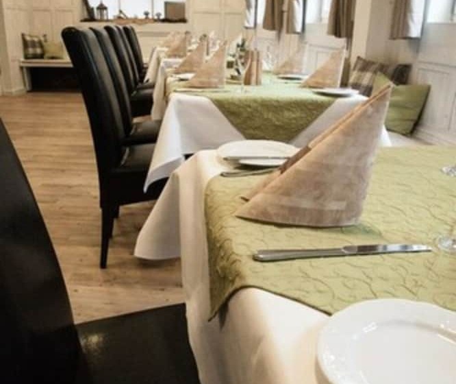 هتل & Restaurant Schwarzes Kreuz
