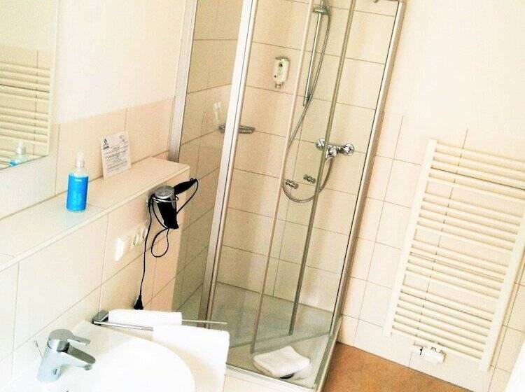 בית מלון כפרי Stadtvilla Central